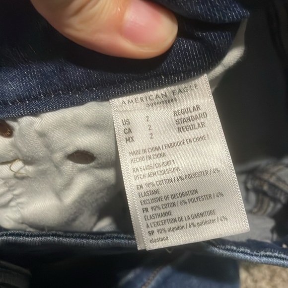 American Eagle the Luxxe Jean - Picture 4 of 6